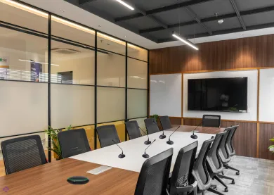 Unified communication and meeting room solutions with advanced collaboration systems by Vallect