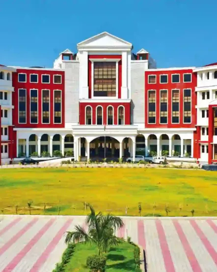 Auditorium audio visual integration at Graphic Era University